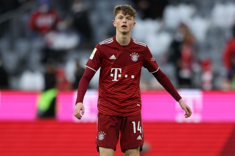 开云在线直播-记者：埃因霍温并未放弃签下万纳尔，他们接近与球员谈妥个人条款